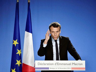 Emmanuel Macron, le 16 novembre 2016 à Bobigny - PHILIPPE LOPEZ [AFP/Archives]