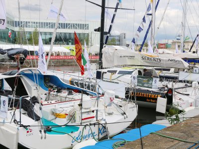 Les bateaux en place dans le port de Caen pour le départ de la NCR 2017. - Léa Quinio