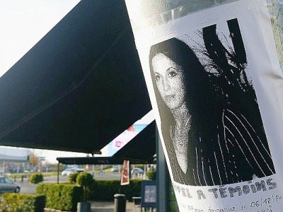 Vanessa Melet est disparue depuis le 6 décembre 2016. Des photos d'elle sont postées dans le département comme ici devant le Zénith de Caen - Tendance Ouest