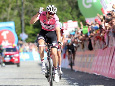 Tom Dumoulin vainqueur de la 14e étape du Giro au sanctuaire d'Oropa, le 20 mai 2017 - Luk BENIES [AFP]
