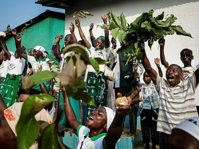 Des croyants kimbanguistes célèbrent le "vrai Noël", le 25 mai 2017 à Nkamba (République Démocratique du Congo, RDC) - JOHN WESSELS [AFP]