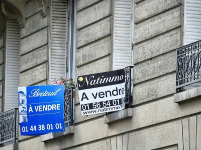 Derrière les Italiens qui acquièrent 17% des biens cédés à des étrangers dans la capitale, les Britanniques se classent en deuxième position - DOMINIQUE FAGET [AFP/Archives]