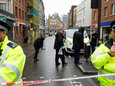 Des policiers dans le quartier de Borough Market à Londres le 6 juin 2017 - Odd ANDERSEN [AFP]