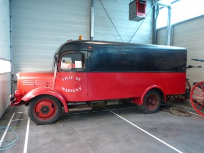 Un véhicule de transport de 1940. - Thierry Valoi