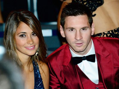 Lionel Messi et sa compagne Antonella Roccuzzo, le 13 janvier 2014 à Zurich - OLIVIER MORIN [AFP/Archives]