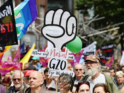 Manifestation, le 2 juillet 2017, à Hambourg à l'appel de plusieurs ONG contre le G20 - John MACDOUGALL [AFP/Archives]
