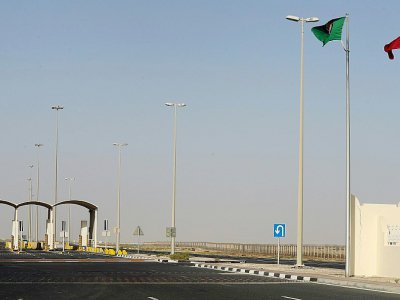 La frontière entre le Qatar et l'Arabie saoudite, fermée par Riyad depuis le 5 juin 2017 - KARIM JAAFAR [AFP/Archives]