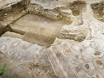 Fragments de mosaïques sur un site archéologique gallo-romain à Auch, en France, le 11 juillet 2017 - Eric CABANIS [AFP]