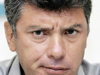 L'opposant russe Boris Nemtsov le 17 août 2007 à Moscou - YURI KADOBNOV [AFP/Archives]