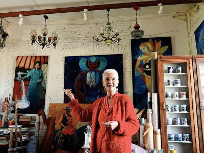 L'artiste française Léo Arti, dans son atelier à 25 de agosto, village du centre de l'Urugay, le 12 juin 2017 - MIGUEL ROJO [AFP]