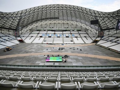 Préparatifs le 21 juillet 2017, au Stade Vélodrome à Marseille pour la 20e étape du Tour de France - BERTRAND LANGLOIS [AFP]
