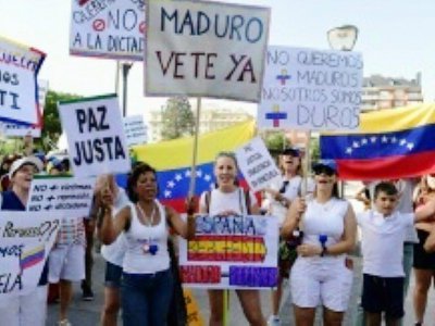 Vénézuéliens exilés et sympathisants manifestent à Madrid contre l'Assemblée constituante, le 30 juillet 2017 - [AFP]