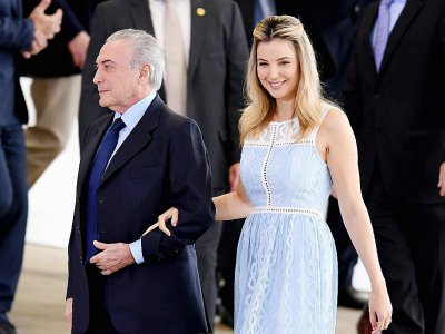 Le président brésilien Michel Temer et son épouse Marcela au Palais du Planalto à Brasilia, le 5 octobre 2016 - EVARISTO SA [AFP/Archives]