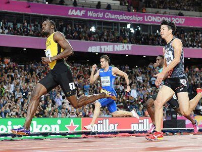 La star du sprint Usain Bolt lors des séries du 100 m aux Mondiaux à Londres, le 4 août 2017 - Kirill KUDRYAVTSEV [AFP]