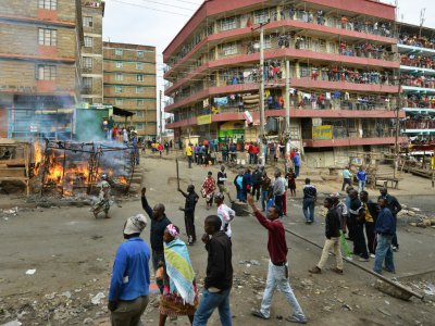Des partisans de l'opposition kényane manifestent, le 12 août 2017 à Nairobi - TONY KARUMBA [AFP]