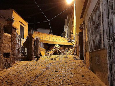 Des bâtiments endommagés par le séisme qui a touché l'île italienne d'Ischia le 21 août 2017 - Gaetano Di MEGLIO [AFP]