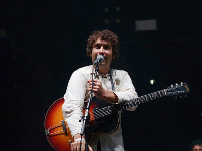 Le chanteur Miles Michaud du groupe Allah-Las sur scène au Festival Rock en Seine à Saint-Cloud, à l'ouest de Paris, le 25 août 2017 - Zakaria ABDELKAFI [AFP]