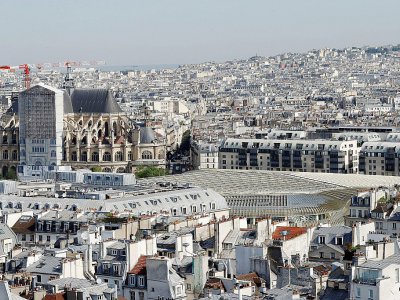 Vue sur la "Canopée", gigantesque toit d'acier et de verre qui signe la récente rénovation architecturale des Halles à Paris, le 7 juillet 2017 - FRANCOIS GUILLOT [AFP]