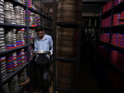 Les talibans n'ont pu mettre la main sur les quelque 7.000 précieux films répartis dans les locaux de l'Institut afghan du cinéma à Kaboul. - SHAH MARAI [AFP]