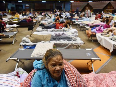 Au moins 11.000 personnes sont hébergées dans des refuges à Porto Rico après le passage dévastateur de l'ouragan Maria, le 20 septembre 2017 - HECTOR RETAMAL [AFP]