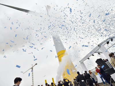Flotagen, la première éolienne flottante en mer de France, inaugurée à Saint-Nazaire, le 13 octobre 2017 - LOIC VENANCE [AFP]