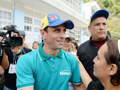 Le gouverneur sortant de l'Etat de Miranda et ancien candidat à la présidence pour l'opposition, Henrique Capriles, le 15 octobre 2017 à Caracas - Federico PARRA [AFP]