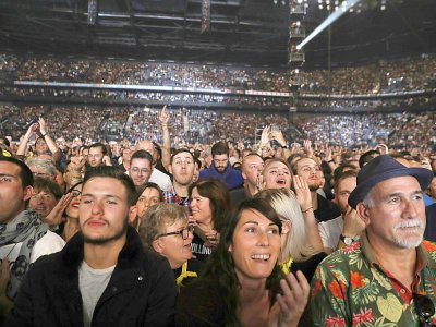 Quelque 40.000 fans ont pris place dans la U Arena de Nanterre applaudir les Rolling Stones, le 19 octobre 2017 - PATRICK KOVARIK [AFP]