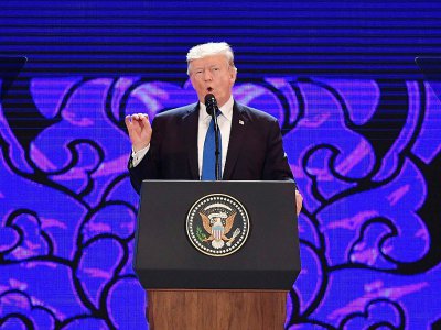 Donald Trump lors du sommet annuel annuel du forum de l'Asie-Pacifique (Apec), à Danang (Vietnam), le 10 novembre 2017 - Anthony WALLACE [POOL/AFP]