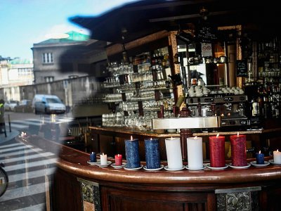 La devanture du café "Le Carillon" à Paris, le 13  novembre 2017 - STEPHANE DE SAKUTIN [AFP]