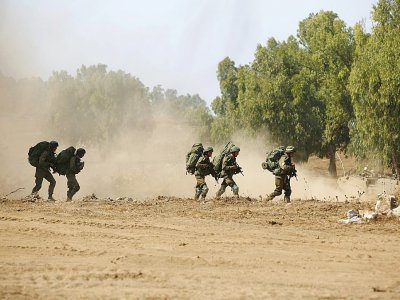 Des soldats israéliens participent à un exercice simulant un conflit avec le Hezbollah libanais, dans le Golan occupé, le 5 septembre 2017 - JALAA MAREY [AFP/Archives]