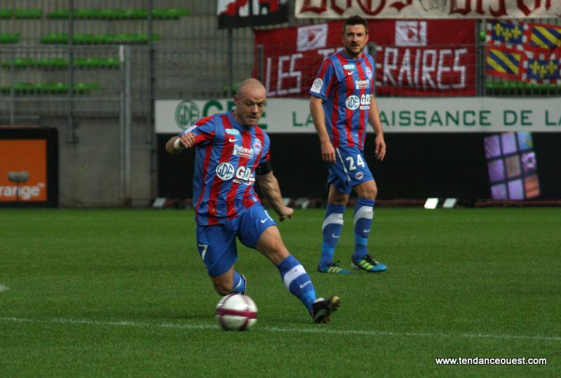 Première titularisation de la saison pour Anthony Deroin. Caen-Dijon (3-0), dimanche 6 novembre, 13e journée de Ligue 1. - Maxence Gorréguès. Tendance Ouest