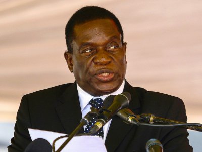 L'ex-vice-président zimbabwéen Emmerson Mnangagwa lors d'une cérémonie à Harare le 7 janvier 2017 - Jekesai NJIKIZANA [AFP/Archives]