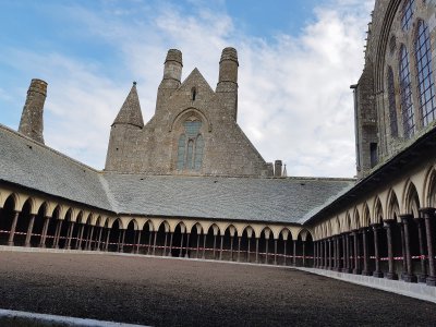 Le cloître de l'abbaye du Mont était en restauration depuis fin 2016. Le chantier a été livré début novembre 2017. - Thibault Deslandes