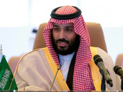 Le prince héritier saoudien Mohammed ben Salmane, le 26 novembre 2017 à Ryad, lors d'une réunion pour le lancement d'une coalition militaire antiterroriste de 41 pays musulmans - BANDAR AL-JALOUD [Saudi Royal Palace/AFP]