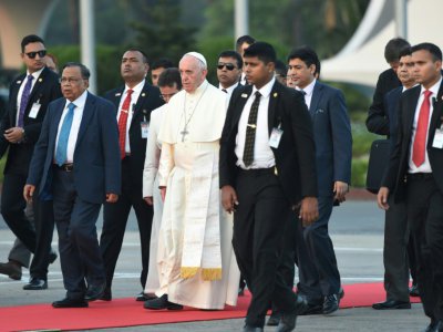 Le pape François s'apprête à quitter Dacca, le 2 décembre 2017 - PRAKASH SINGH [AFP]
