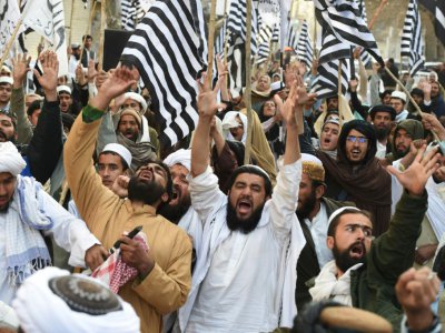 Des manifestants scandent des slogans anti-israéliens lors d'une manifestation à Quetta au Pakistan, le 8 décembre 2017 - BANARAS KHAN [AFP]