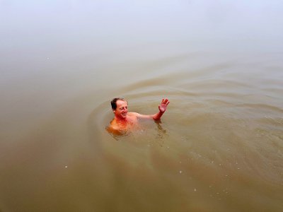 Un bain dans la Seine à 5 degrés disons... vivifiant. - Pierre Durand-Gratian