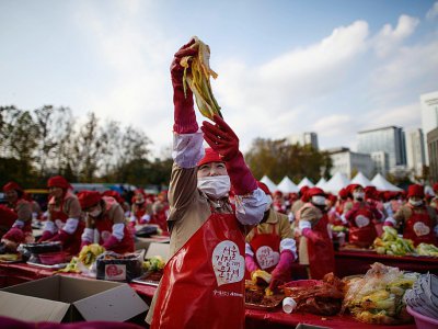 Festival du "kimchi", le chou fermenté à Séoul, le 14 novembre 2017 - ED JONES [AFP]