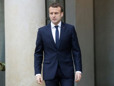 Le président Emmanuel Macron sur le terron de l'Elysée, le 22 décembre 2017 à Paris - PATRICK KOVARIK [AFP]