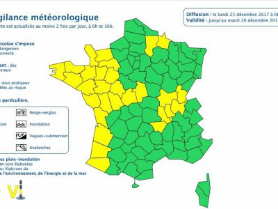 L'état de la vigilance aux vents violents en France lundi 25 décembre 2017. - Météo France