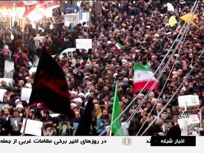 Capture d'écran d'une vidéo diffusée par IRIB le 1er janvier 2018 montrant des Iraniens manifestant en faveur du gouvernement à Zanjan (nord-ouest) - Handout [AFP]