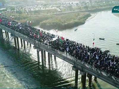 Capture d'écran d'une chaîne de télévision iranienne montrant un rassemblement de soutien au régime le 3 janvier 2018 dans la ville de Ahvaz - HO [IRINN/AFP]