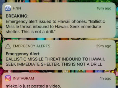 Capture d'écran du smartphone du photographe de l'AFP à Honolulu, Hawaï, montrant les messages d'alerte reçus le 13 janvier 2018, qui était fausse - Eugene Tanner [AFP]