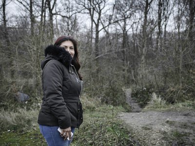 Une prostituée de la forêt de Sénart, en région parisienne, le 12 janvier 2018 - PHILIPPE LOPEZ [AFP]