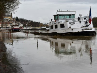 Les berges inondées de la Seine, dans à Conflans-Sainte-Honorine, près de Paris, le 25 janvier 2018 - CHRISTOPHE ARCHAMBAULT [AFP]