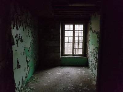 Une ancienne cellule carcérale. - Eric Mas