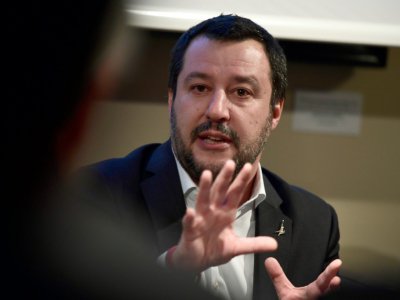 Le chef de file de la Ligue du Nord italienne, Matteo Salvini, lors d'un meeting à Milan, le 22 janvier 2018 - MIGUEL MEDINA [AFP/Archives]