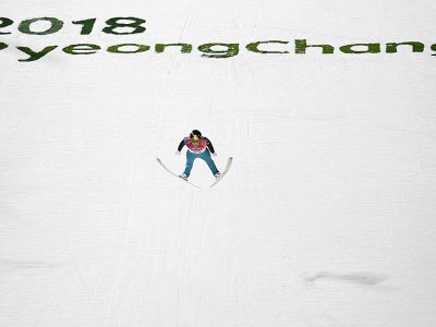Le Suisse i Simon Ammann lors du saut à skis aux JO, le 10 février 2018 à Pyeongchang - FRANCK FIFE [AFP]