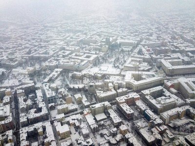 Des immeubles enneigés à Sofia, le 26 février 2018 - Dimitar DILKOFF [AFP]