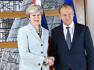 La Première ministre britannique Theresa May est reçue par le président du Conseil européen Donald Tusk, à Bruxelles le 8 décembre 2017 - EMMANUEL DUNAND [AFP/Archives]